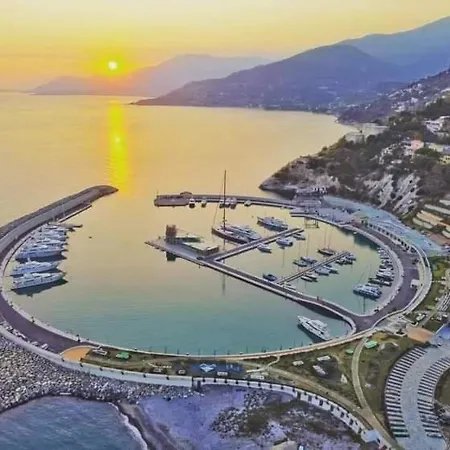 Casa Fronte Mare ונטימיגליה